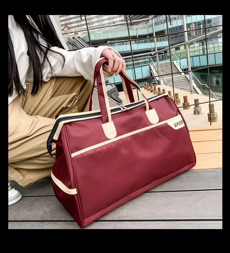 防水休闲通用扩容肩包纯色轻便便携款旅行包单肩商务