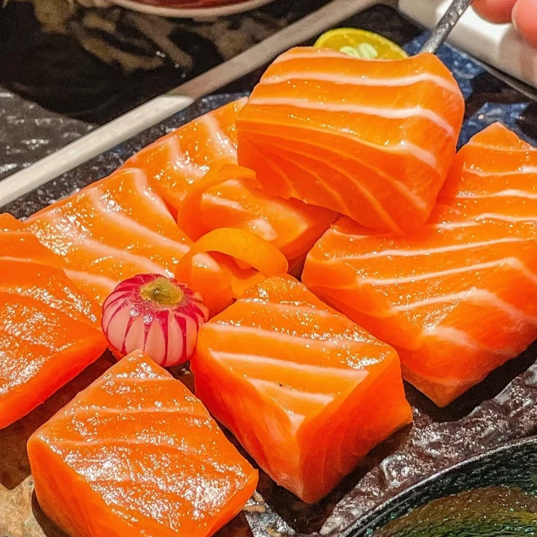 拍两盒送一盒到手三盒国产新疆三文鱼送芥末酱油到手带盒1200g