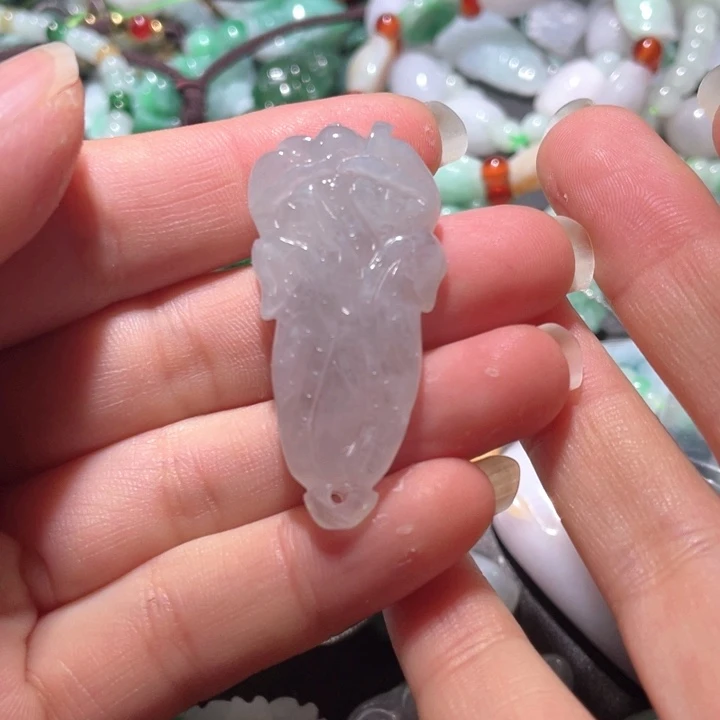 【闪购商品】翡翠颈饰未镶嵌天然翡翠