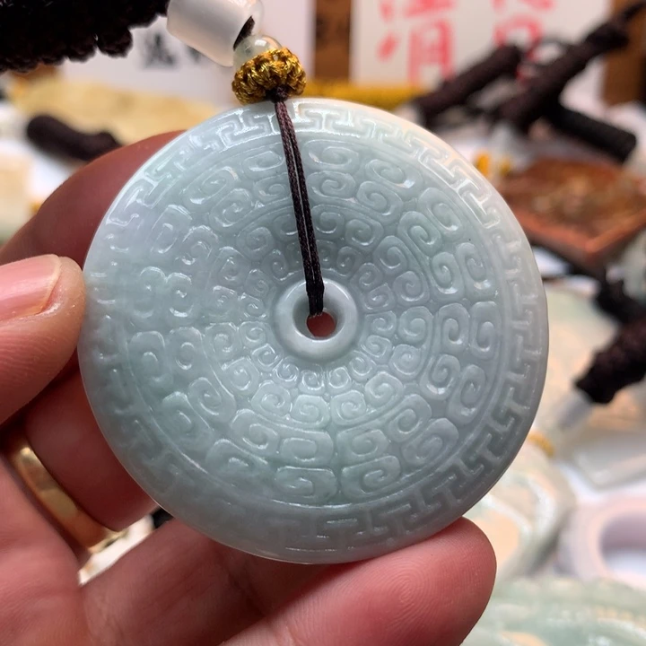 翡翠未镶嵌颈饰保真天然a货翡翠
