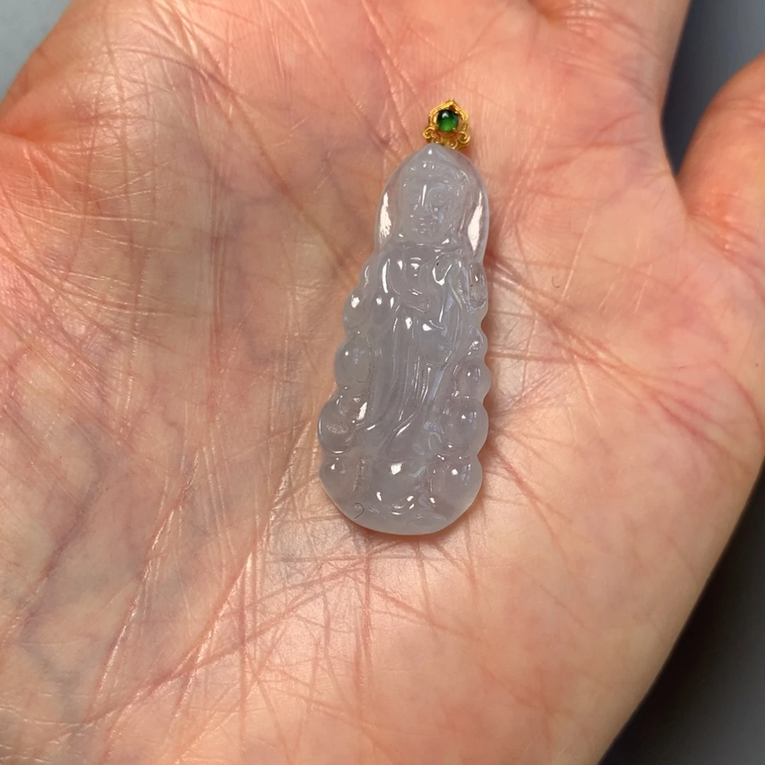 翡翠18K金镶嵌颈饰观