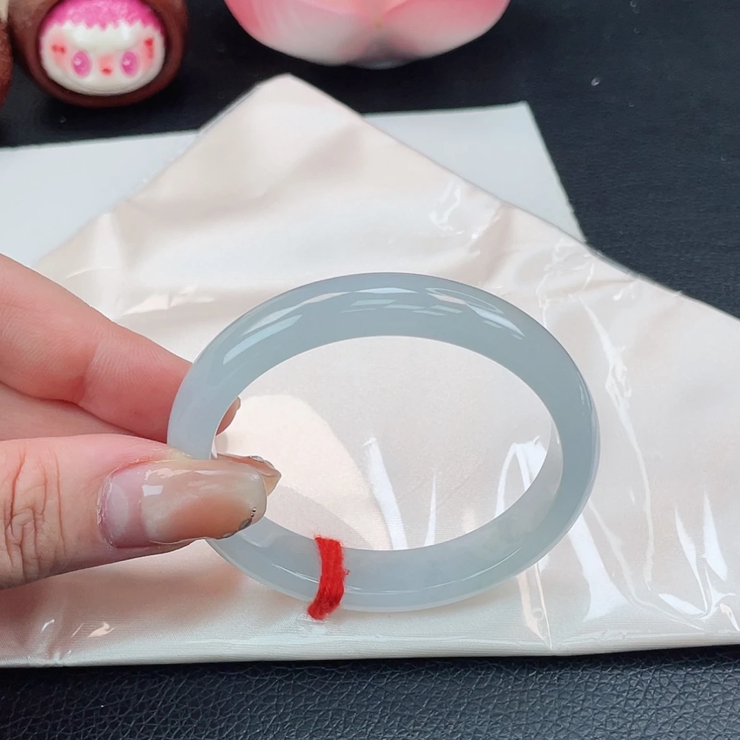 翡翠未镶嵌手镯54贵妃晴底