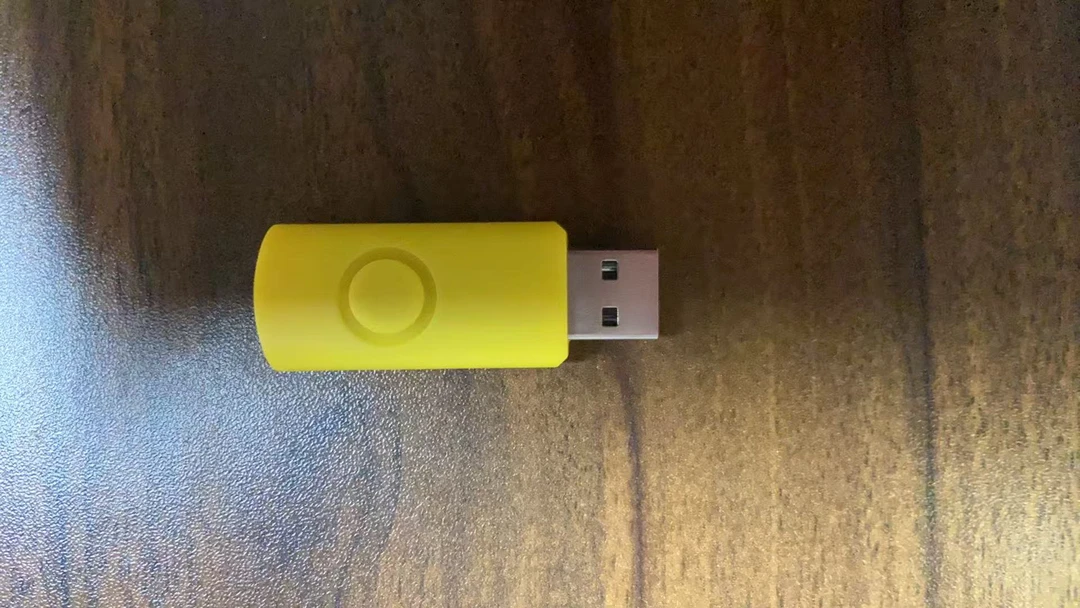 日韩经典随身携带便捷u盘