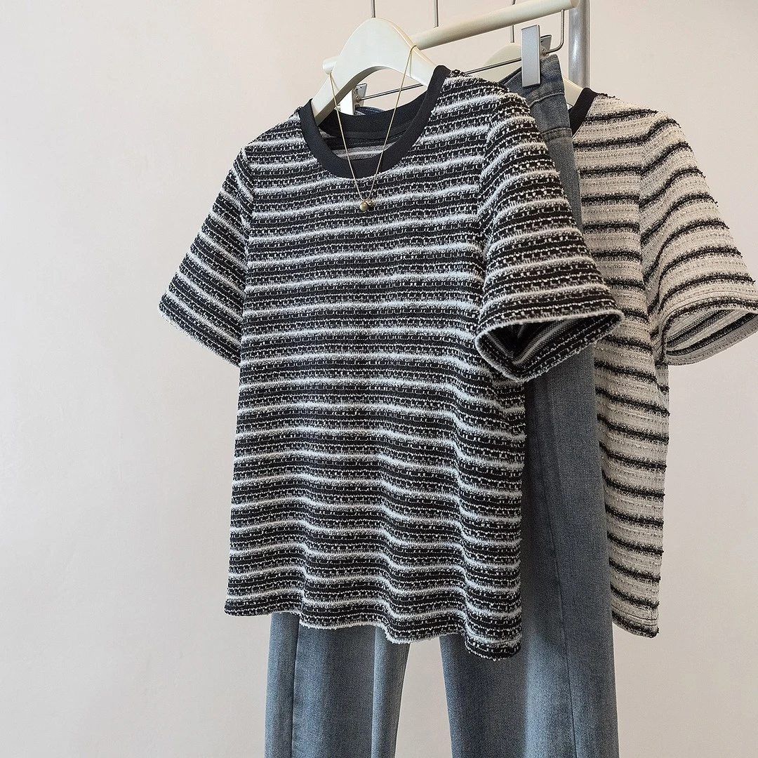 高级感小香风条纹正肩圆领短袖T恤女夏新款大码胖mm轻奢洋气上衣