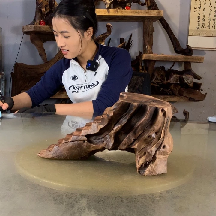 星***海天然的云南紫柚木会黄
