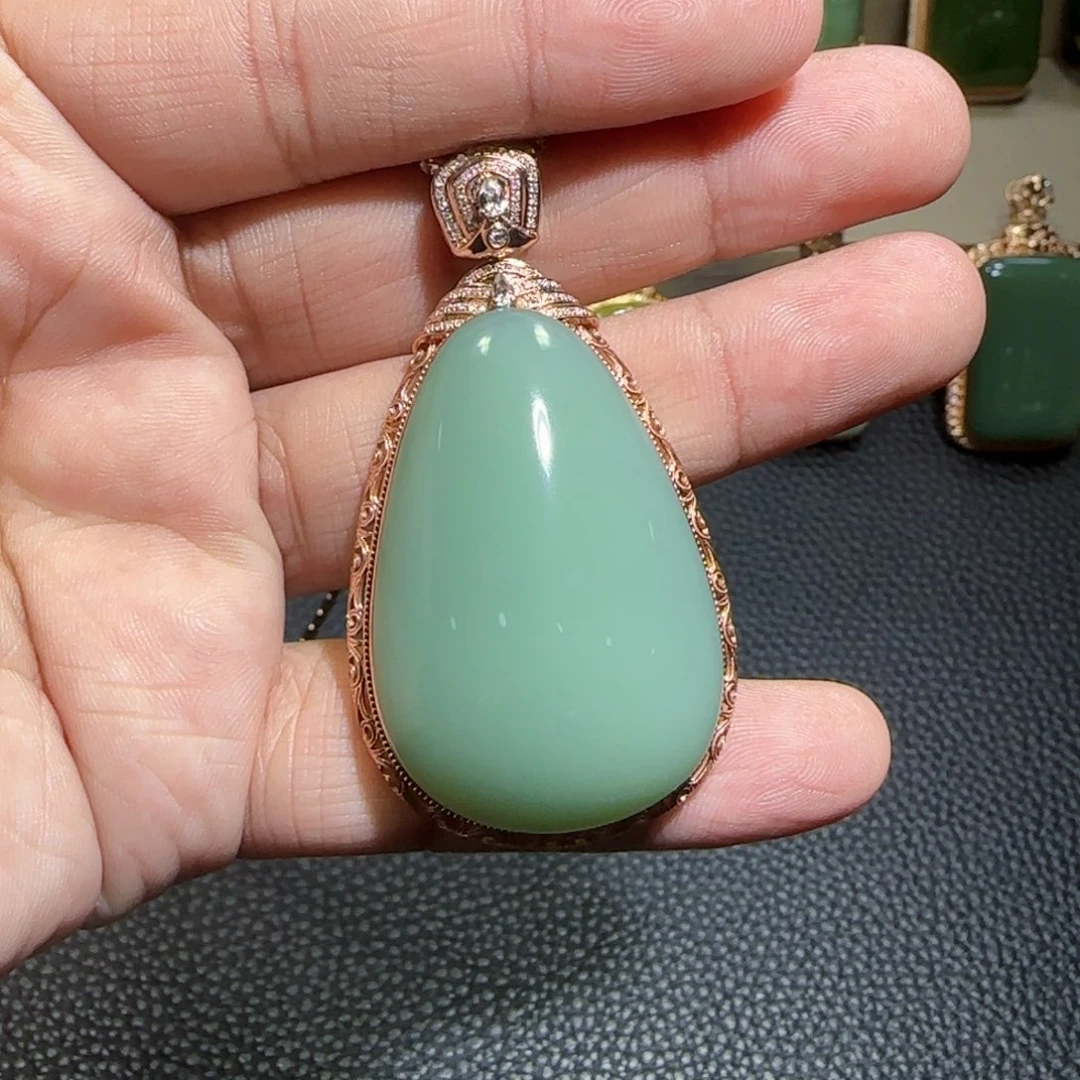 和田玉（碧玉）挂件18K金镶嵌东*