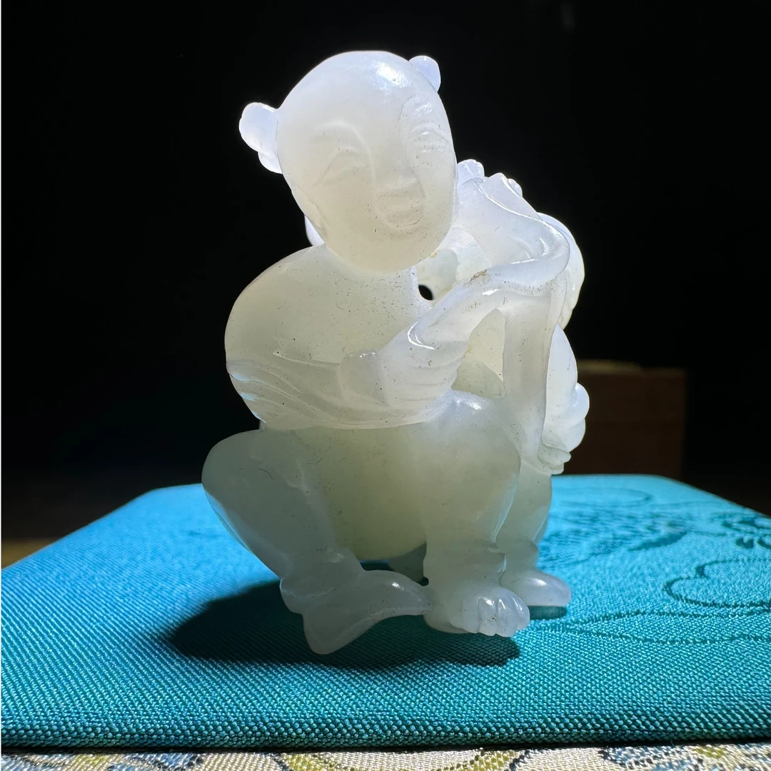 和田白玉玉童子手把件