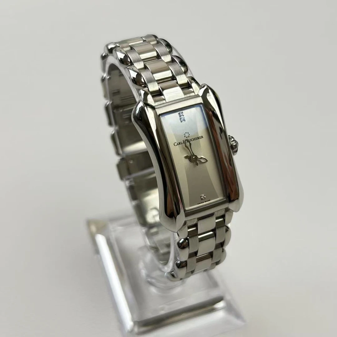 95新 宝齐莱 G0331/女士石英腕表/表径20×30mm名表长方优雅