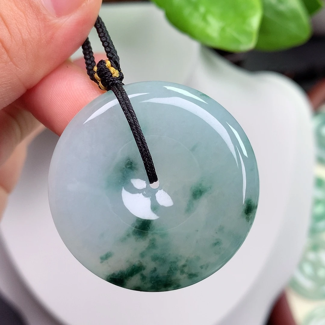 翡翠未镶嵌颈饰平安扣 36.1x6.5mm