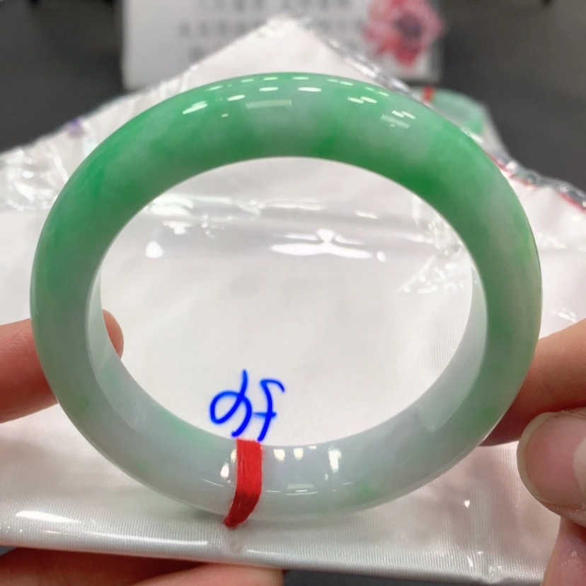【闪购商品】翡翠手镯未镶嵌翡翠