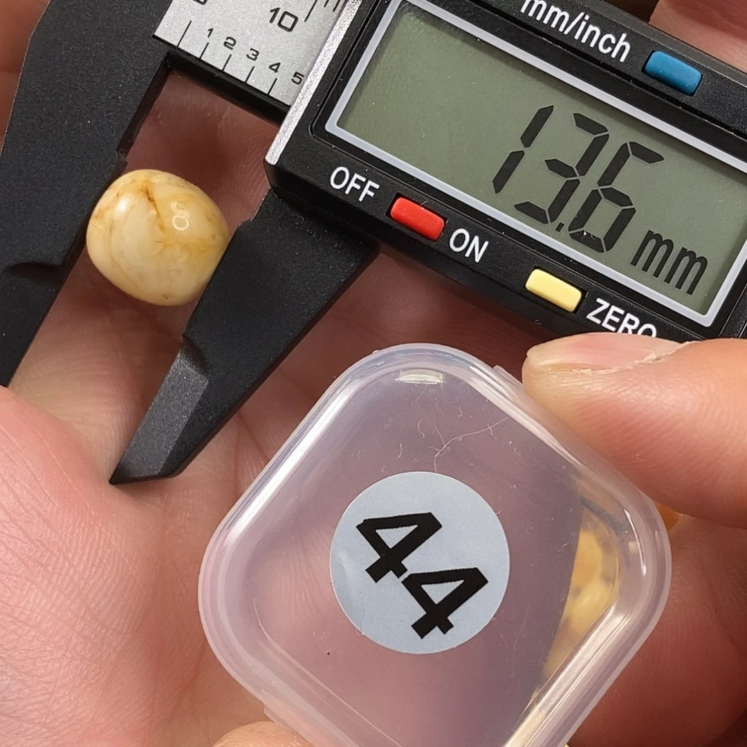 琥珀裸石未镶嵌微瑕