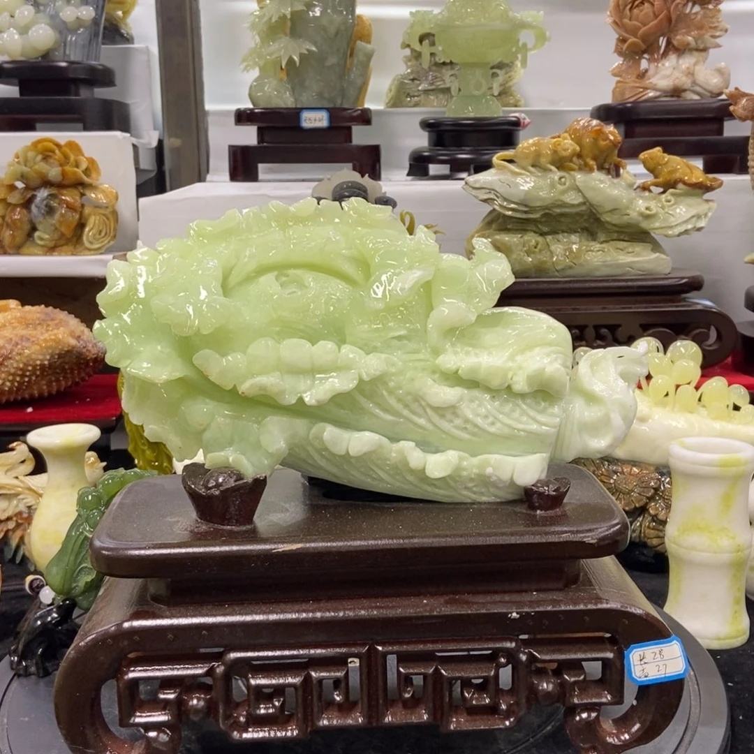 石材天然岫岩玉摆件