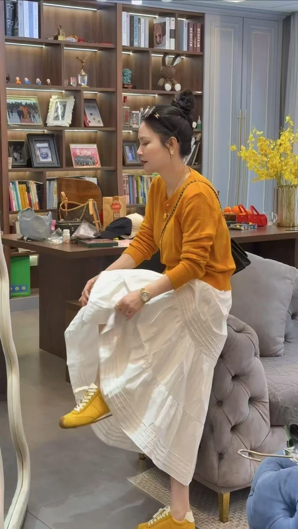 AT890长袖短款网红网红显瘦时尚百搭纯色圆领韩版毛针织衫