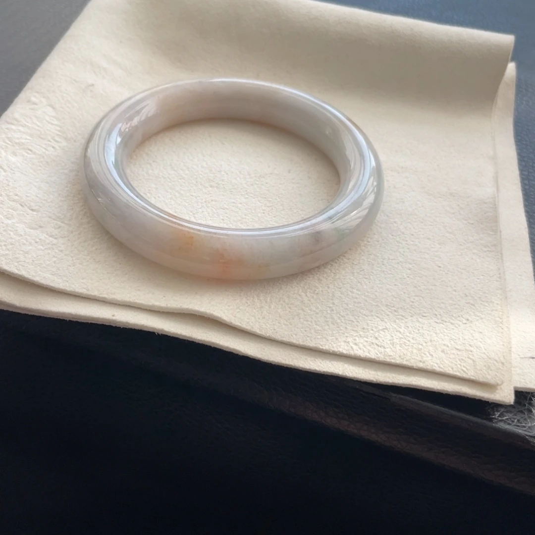 翡翠未镶嵌手镯纹 沙眼56圆条