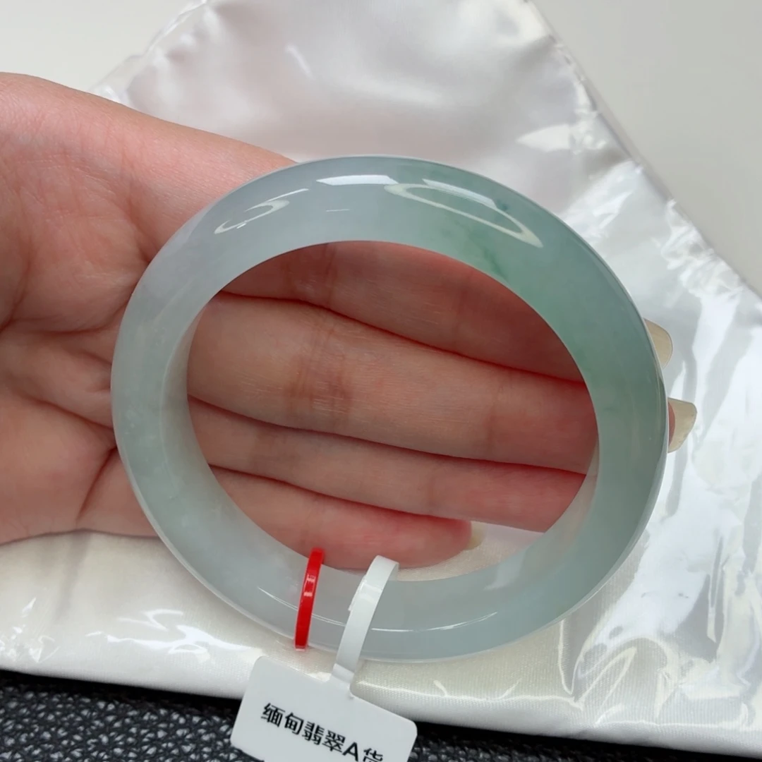 翡翠未镶嵌手镯56圈冰透起光晴底飘花021