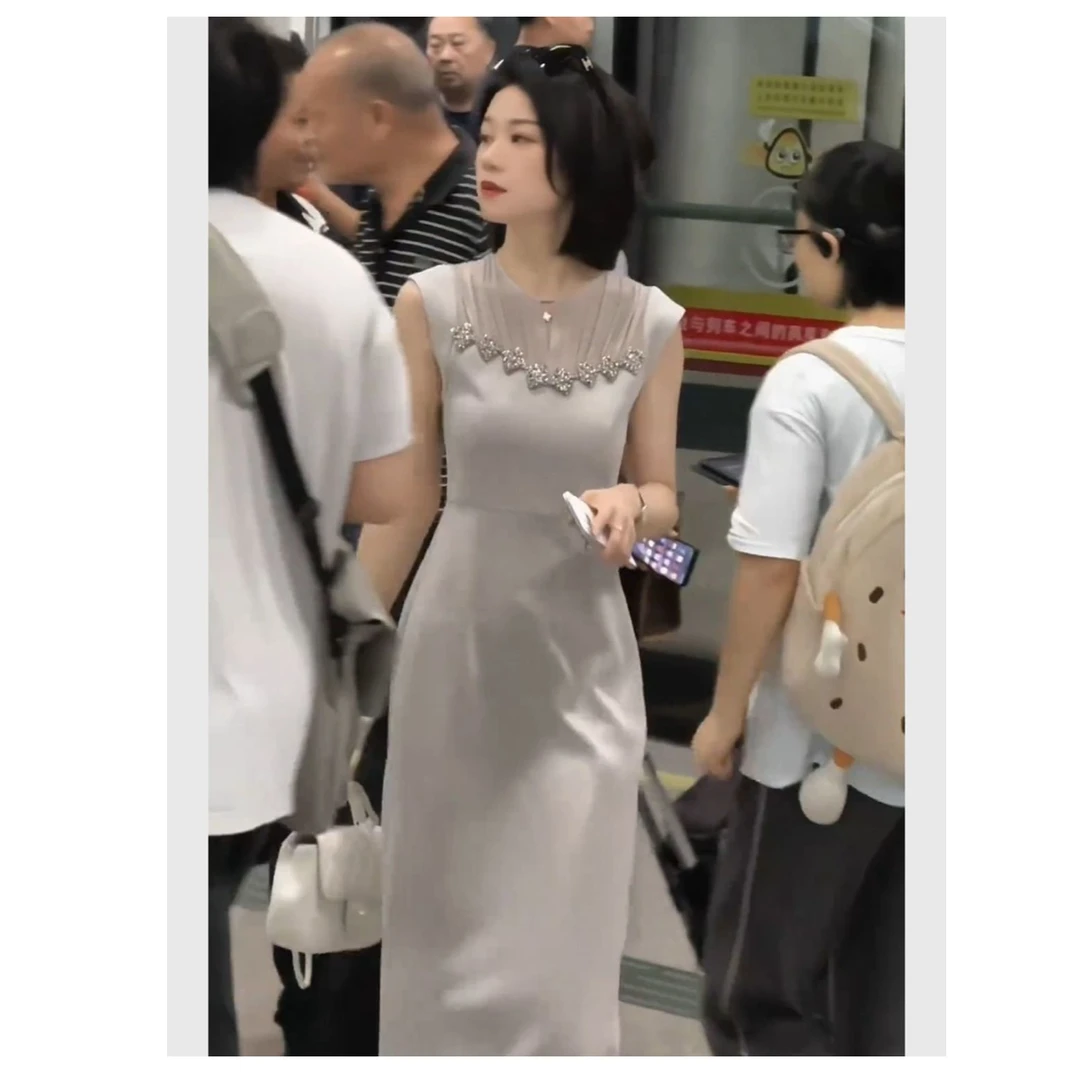 高端气场强大无袖连衣裙2025新款今年流行爆款夏天巨好看的裙子女