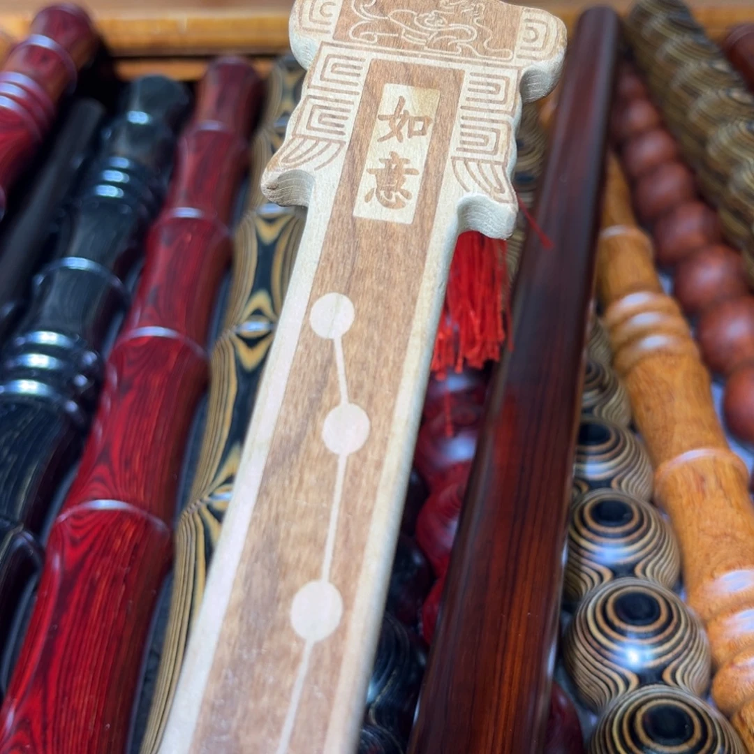 咖***哥大叶紫檀（黑酸枝木类）桃木剑