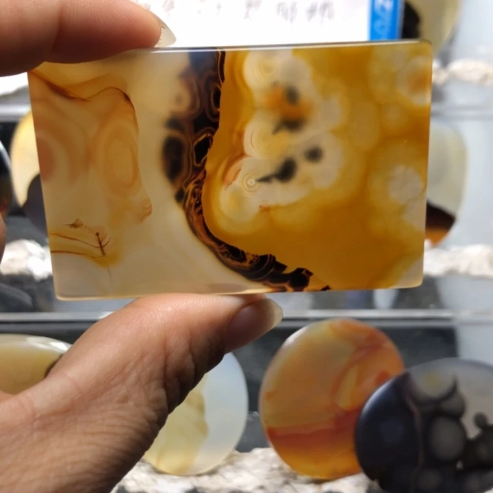 合金玛瑙/玉髓珠宝奇石63