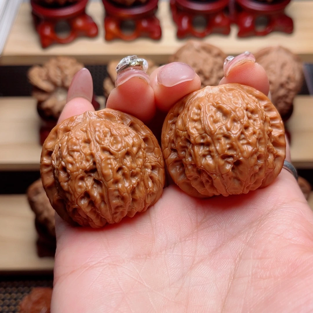 把件文玩核桃血麒麟