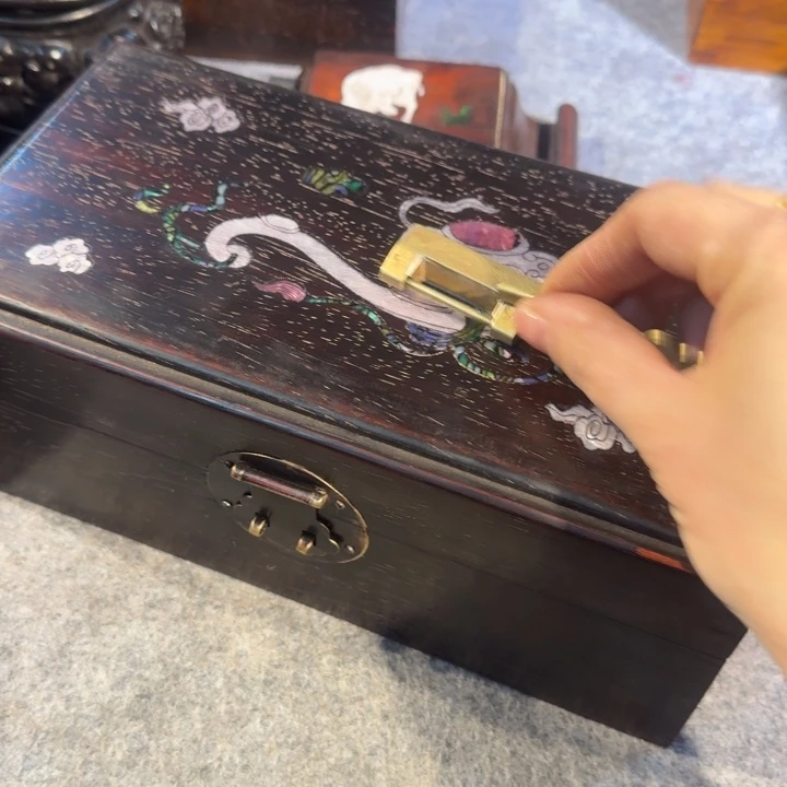 木首饰盒呃呃呃呃呃呃呃