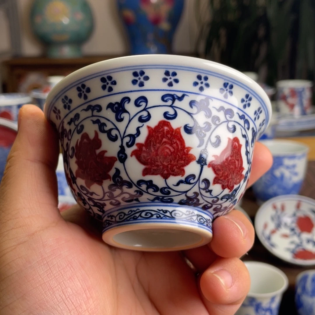 釉里红缠枝莲压手杯