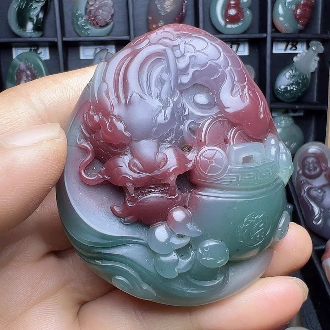 潇***哥玛瑙/玉髓未镶嵌秦紫玉挂件