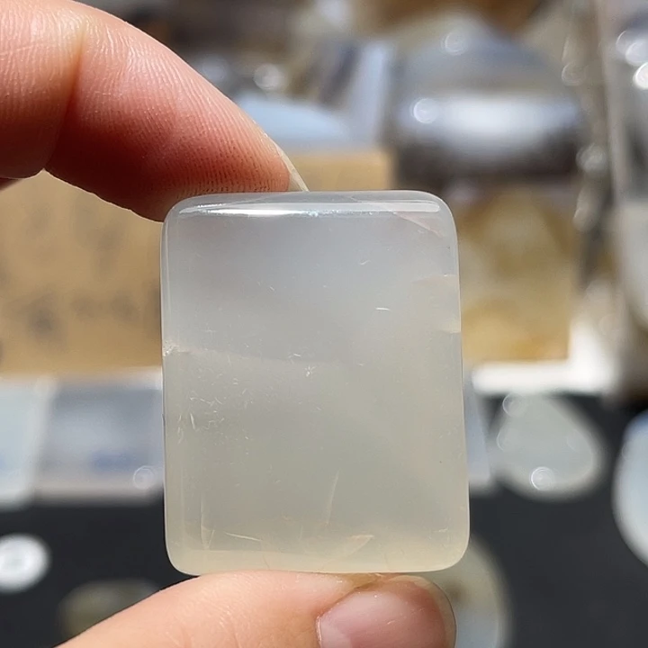 未镶嵌颈饰玛瑙/玉髓