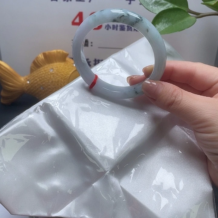 未镶嵌手镯翡翠正圈