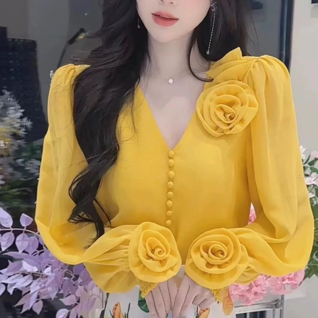 598韩版时尚重工v领纯色花朵宽松长袖衬衫女2025新款名媛风上衣