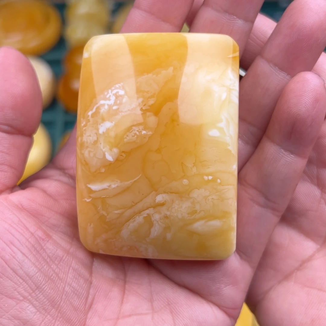琥珀裸石未镶嵌?****?纯天然蜜蜡