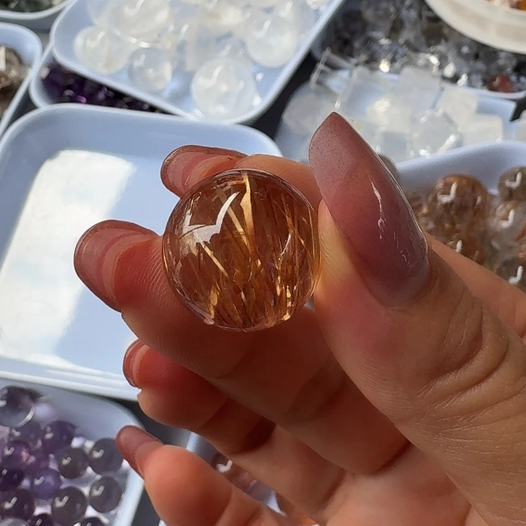 知***乐未镶嵌颈饰水晶水晶珠子