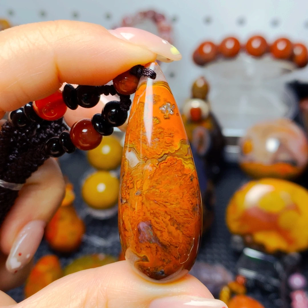 玛瑙/玉髓未镶嵌战国红玛瑙