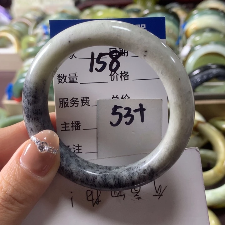 蛇纹石玉未镶嵌手镯158