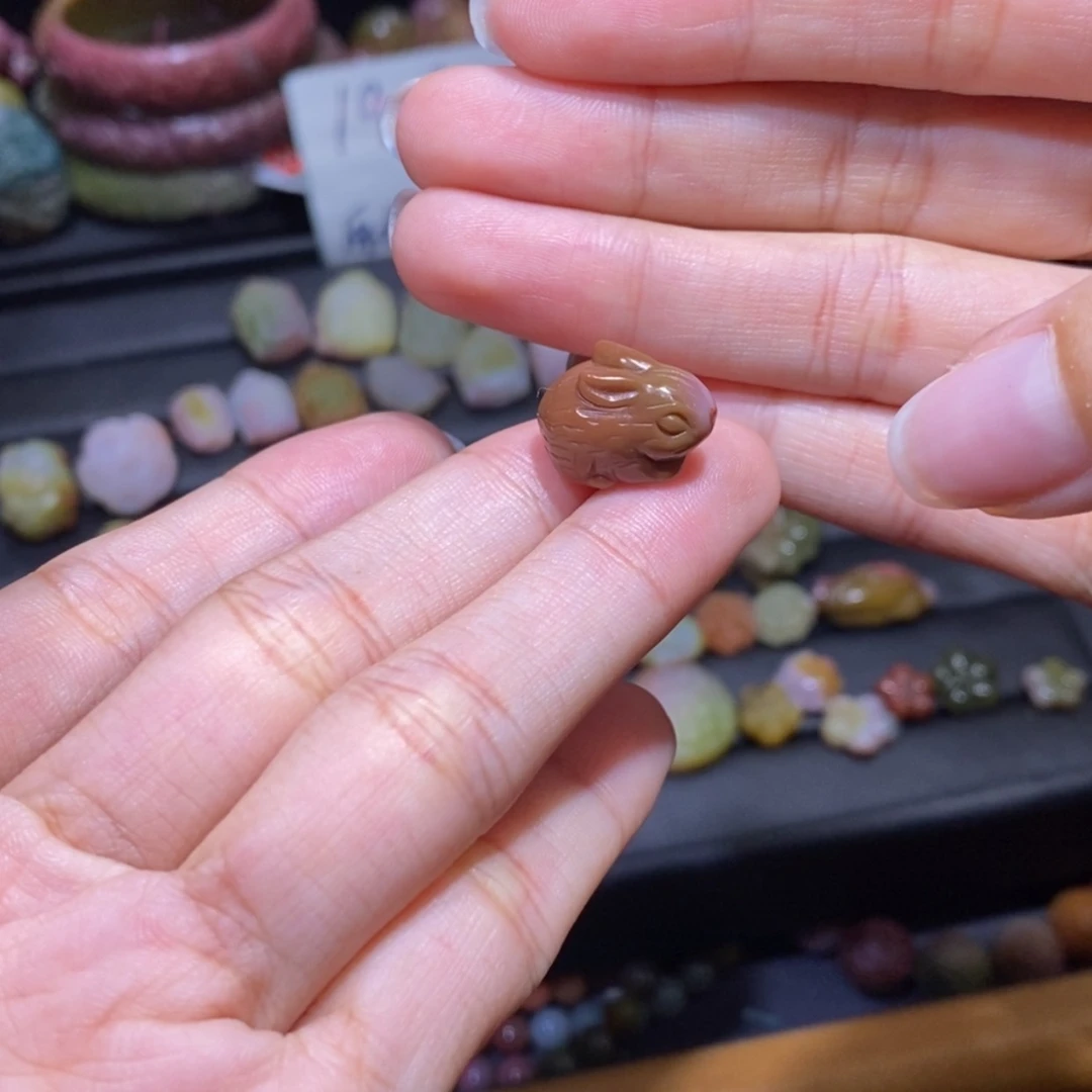 【闪购商品】未镶嵌手链玛瑙/玉髓盐源玛瑙。兔子