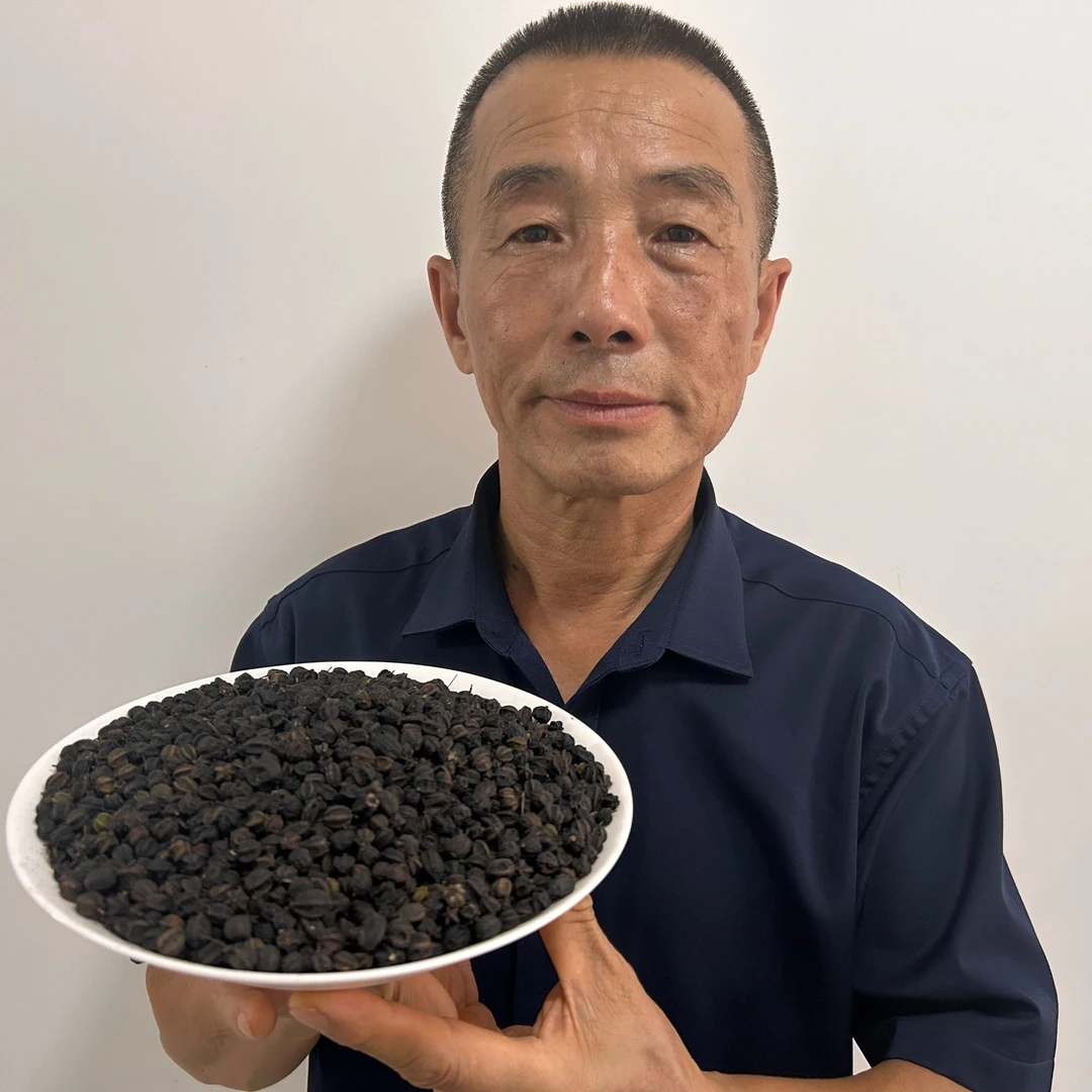 黑龙江仿野生刺五加籽干品煮水泡茶无染色不熏硫125g*1罐
