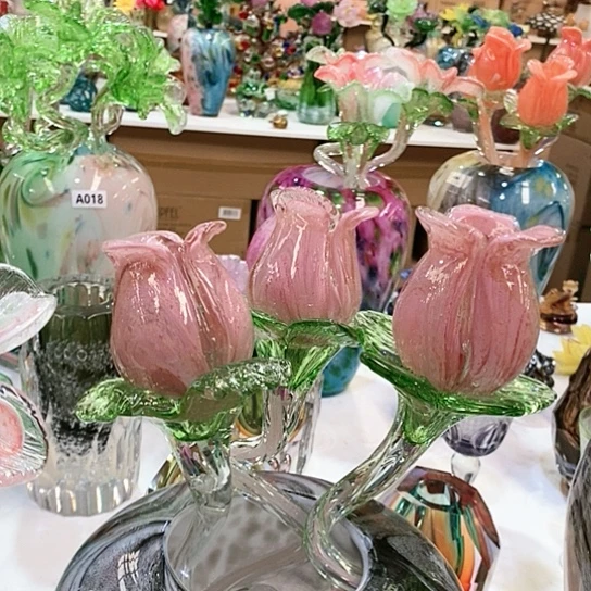 琉璃花瓶高45厘米宽9厘米