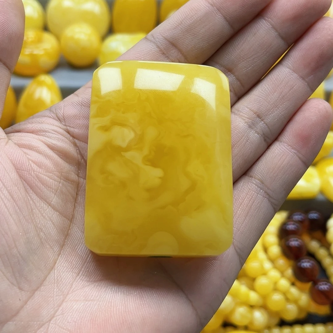 未镶嵌蜜蜡珠宝奇石
