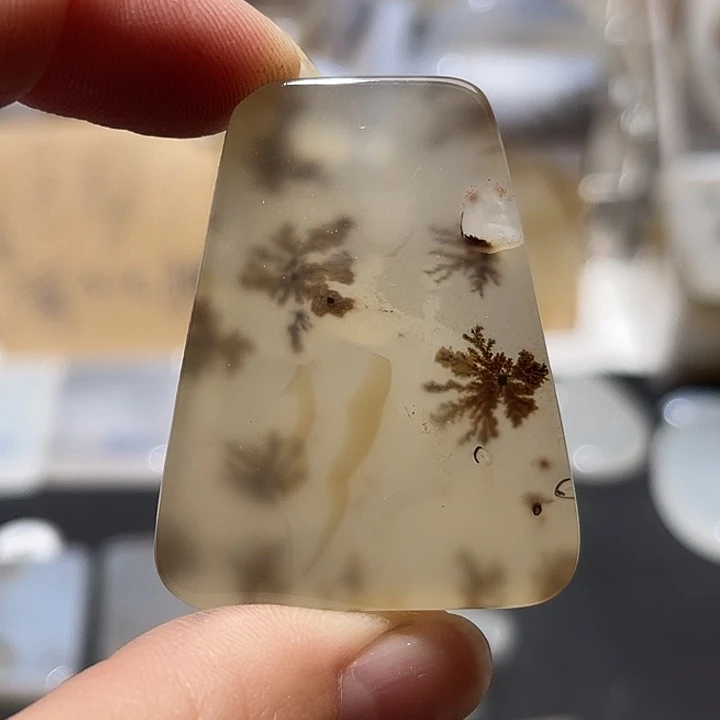 未镶嵌颈饰玛瑙/玉髓