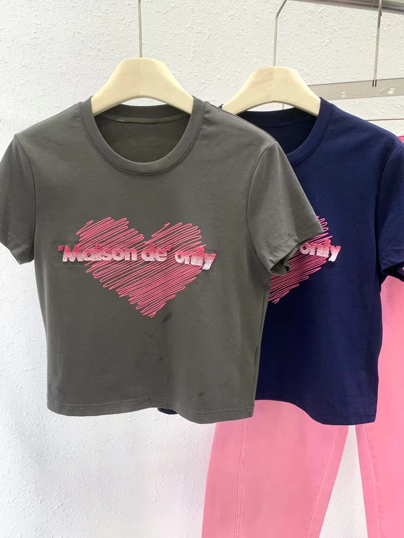 米 新款正肩短袖T恤女夏季宽松学院风显瘦打底衫上衣