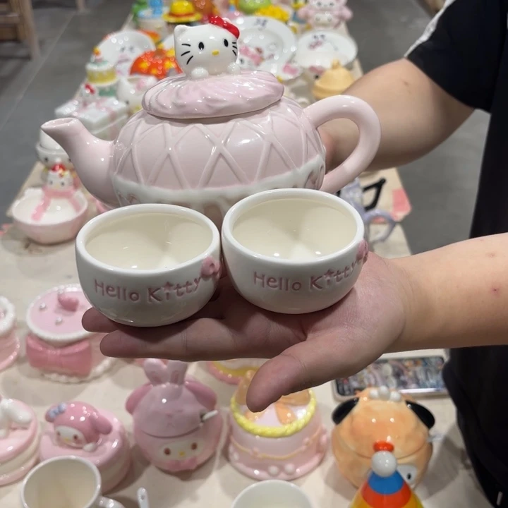 瓷片我在外面吃饭了哈哈哈哈