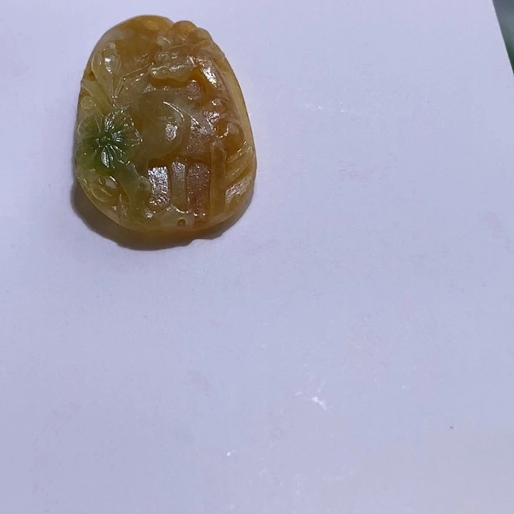 宝***宝未镶嵌定制翡翠毛货