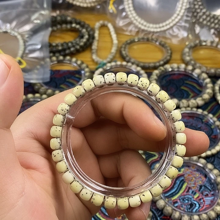 手串星月菩提超大留白通体