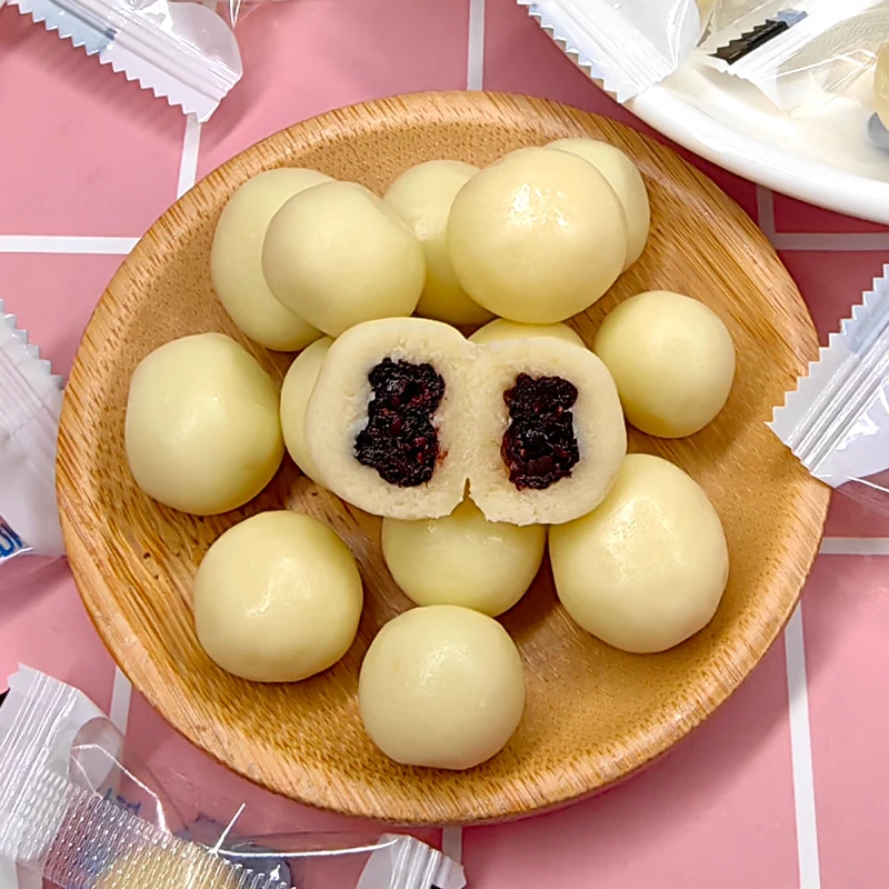 拍二发三新疆特产奶皮蓝莓奶豆200g袋零食孕妇宝妈孩子营养健康