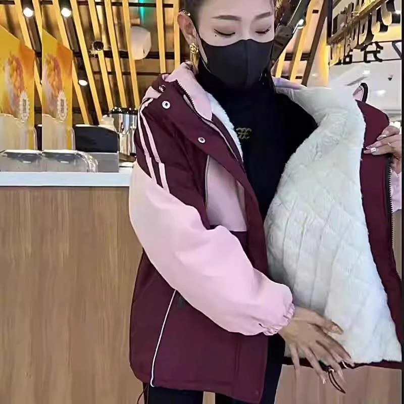 加绒加厚连帽工装冲锋衣外套女冬季2025年新款美式撞色保暖派克服