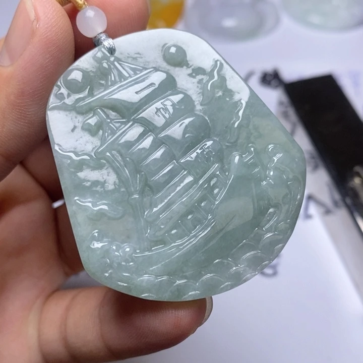 颈饰未镶嵌翡翠翡翠