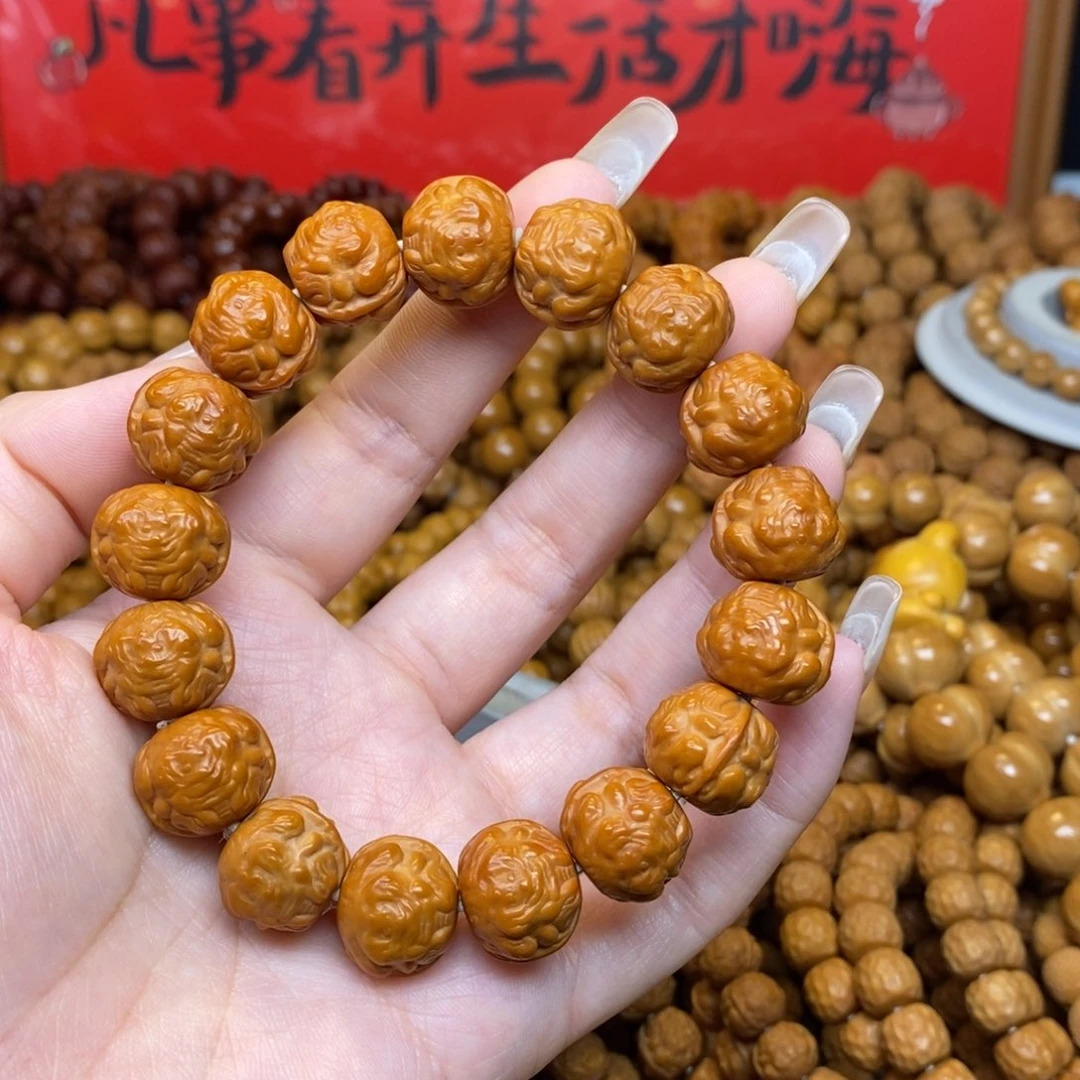 吊坠猴头核桃猴头全品蟾王手串
