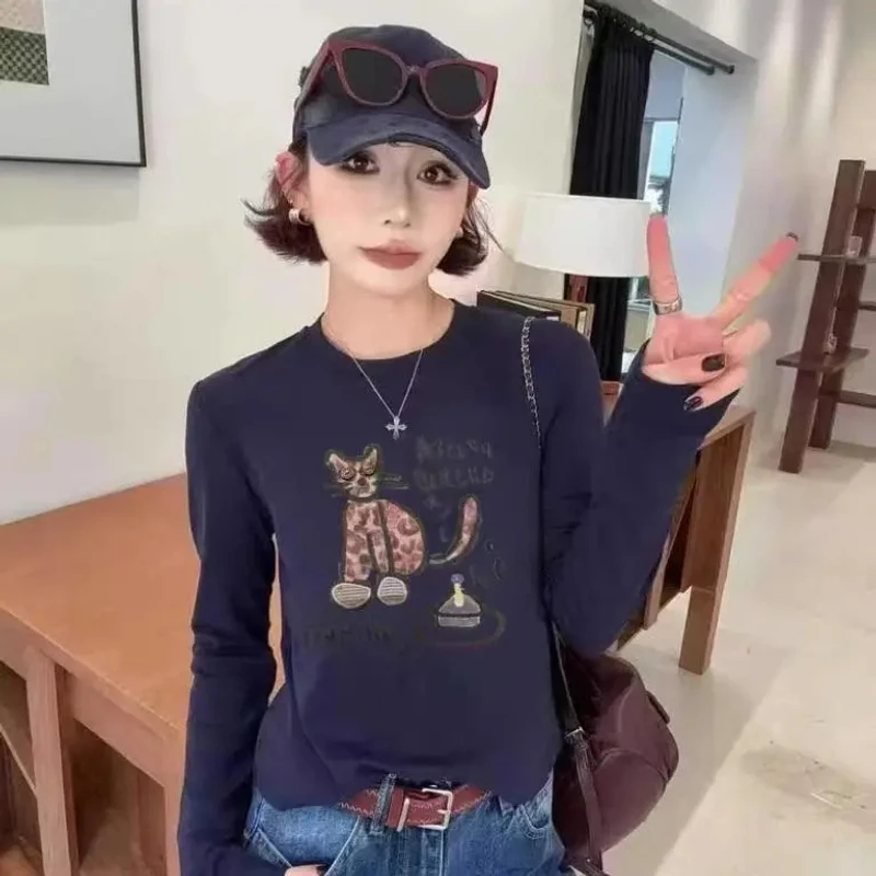 【艾美派】印花圆领猫咪时尚休闲纽扣女士修身型潮流针织T恤2953