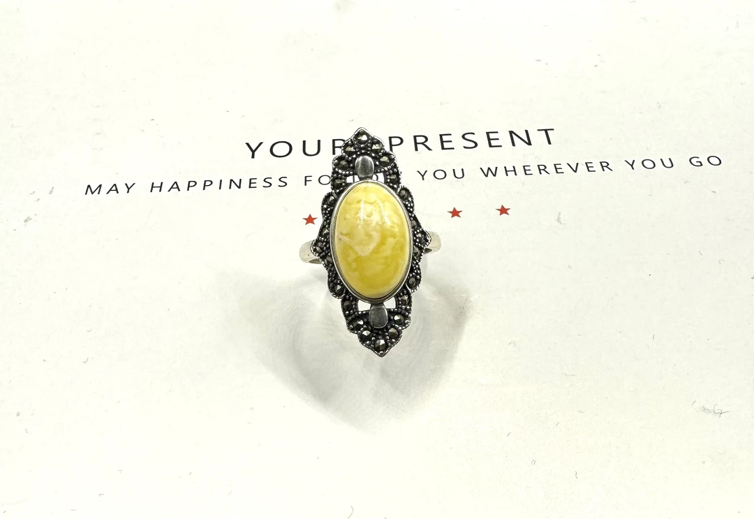 蜜蜡戒指复古款手工打磨