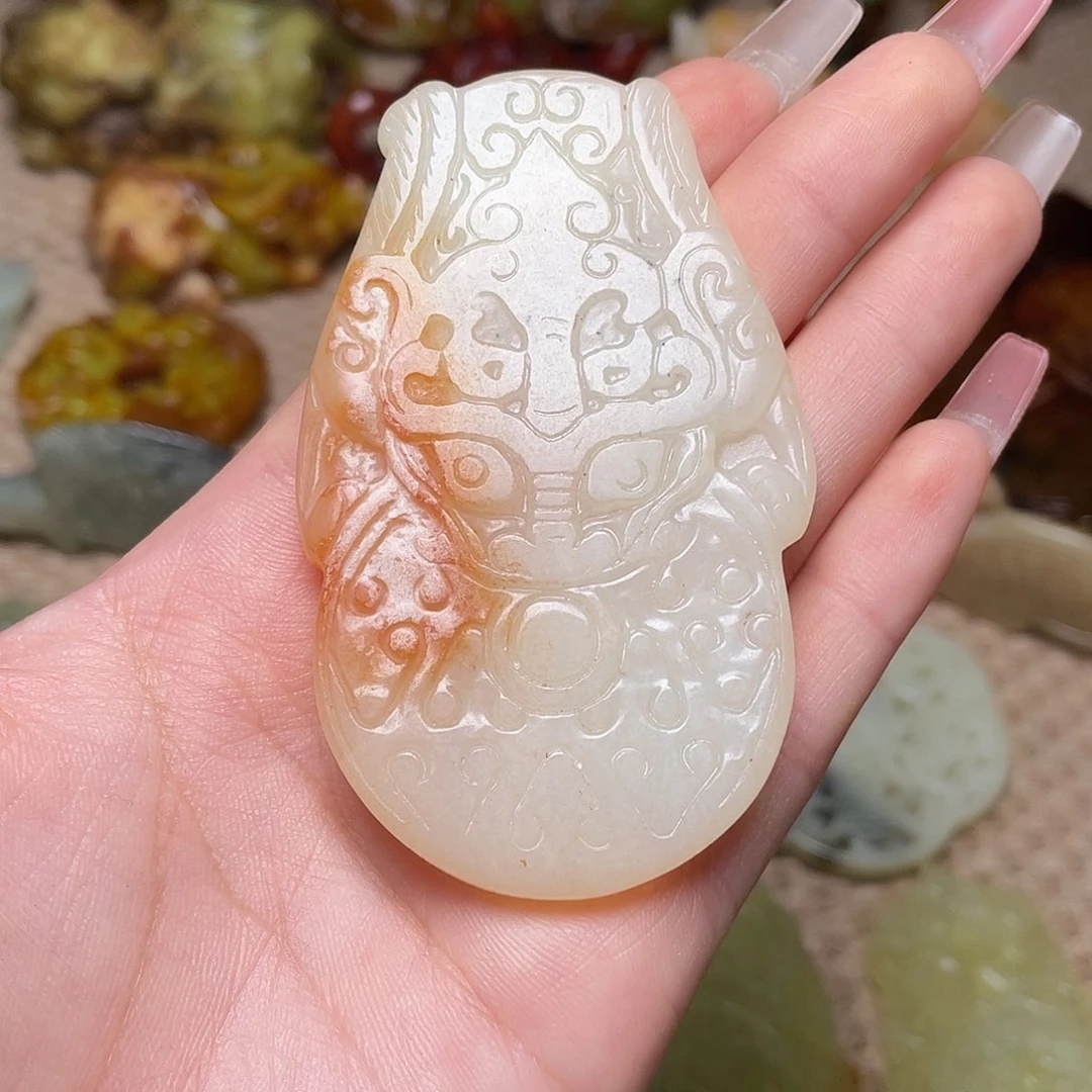 蛇纹石玉未镶嵌如图