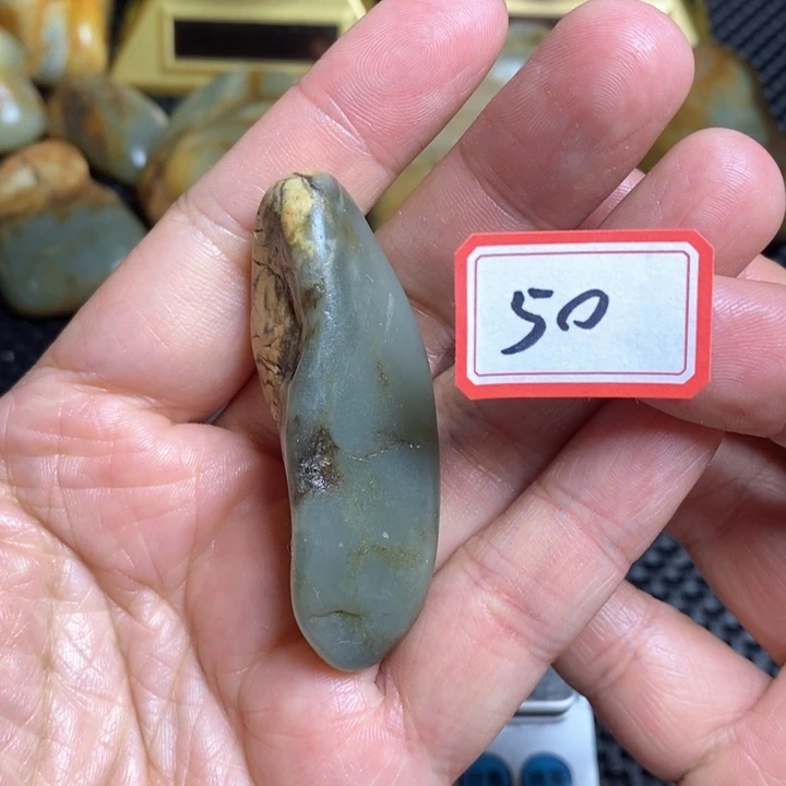 未镶嵌和田玉把件50